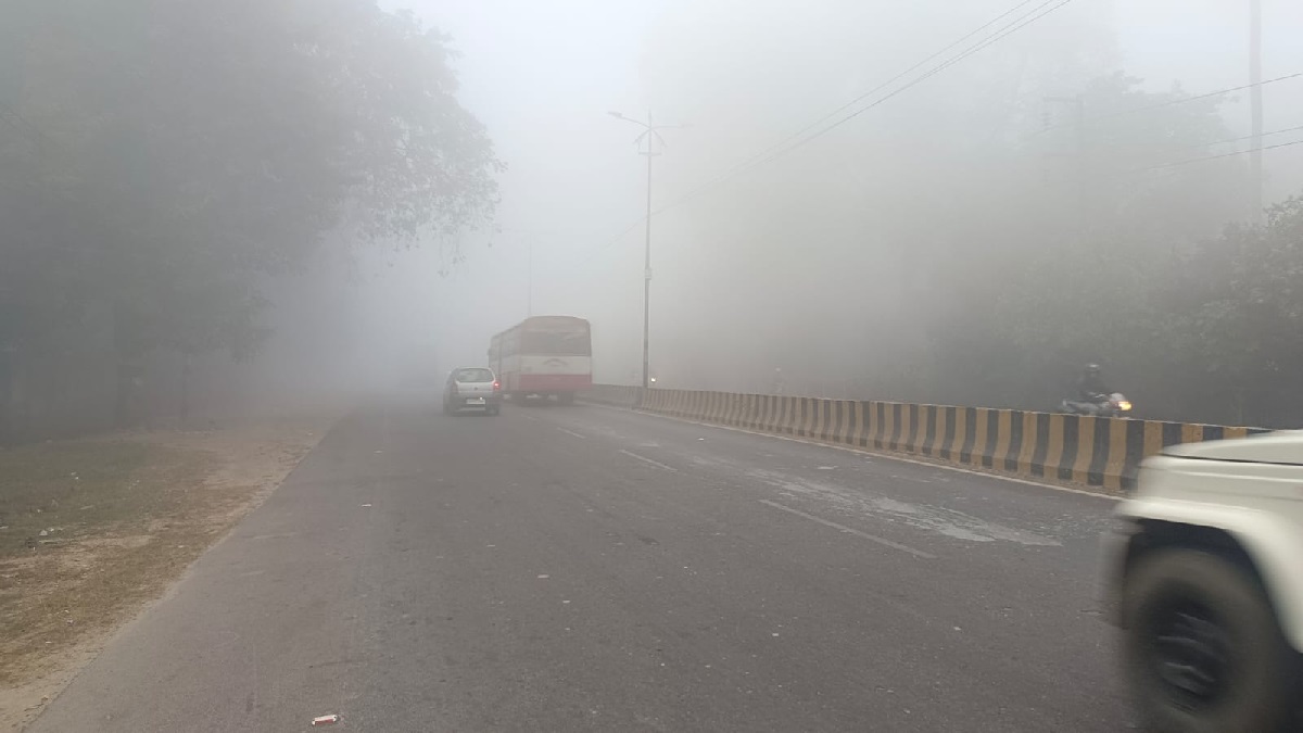 देश के इन भागों में घने कोहरे की चादर, मौसम विभाग ने जारी किया अलर्ट