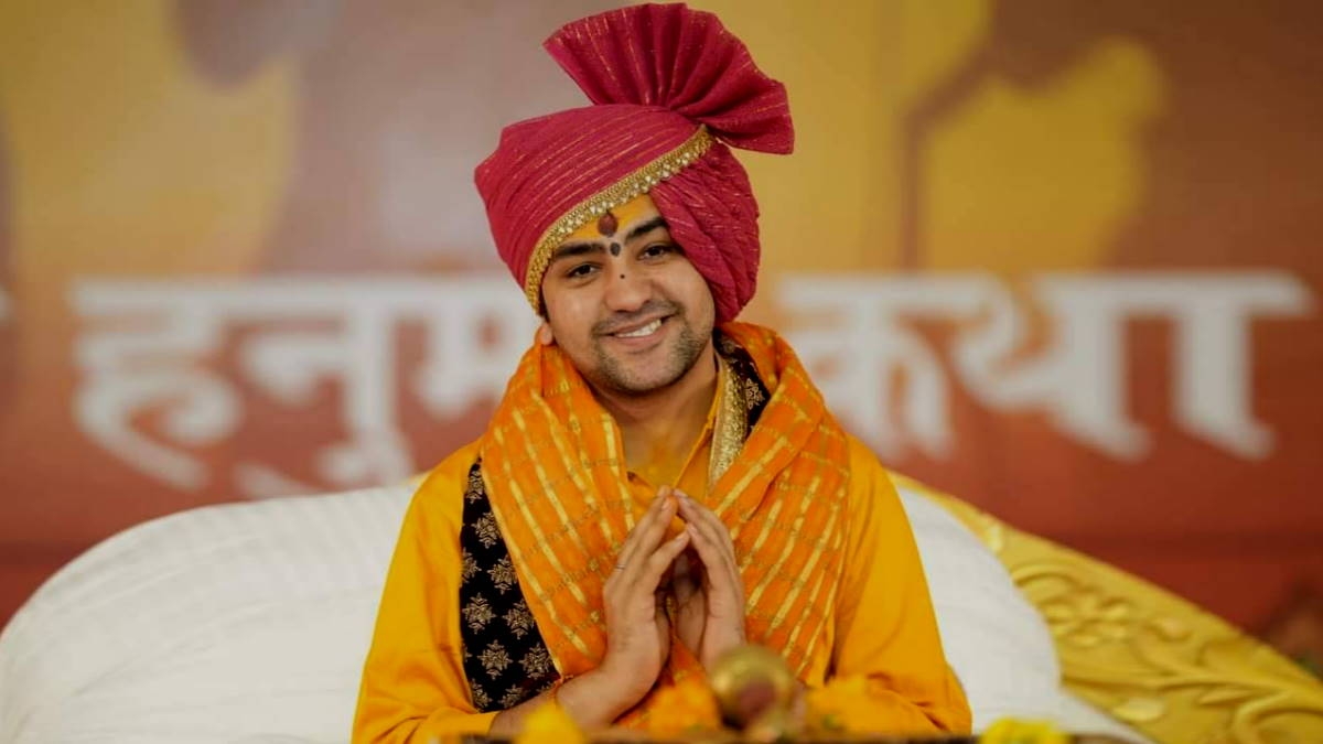 विवादों के बीच अब बागेश्वर धाम के धीरेंद्र शास्त्री को मिली जान से मारने की धमकी, पुलिस ने मामला किया दर्ज