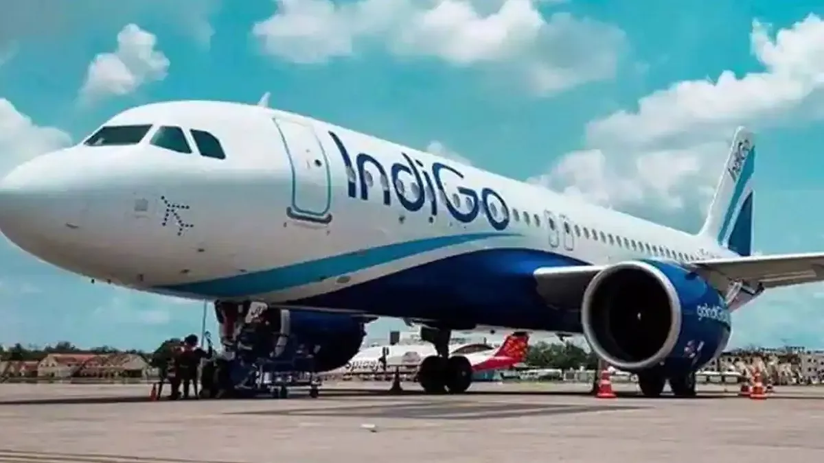 IndiGo: बाल-बाल बचे बेंगलुरु से वाराणसी जा रहे 137 यात्री, इंडिगो के विमान की तेलंगाना में इमरजेंसी लैंडिंग