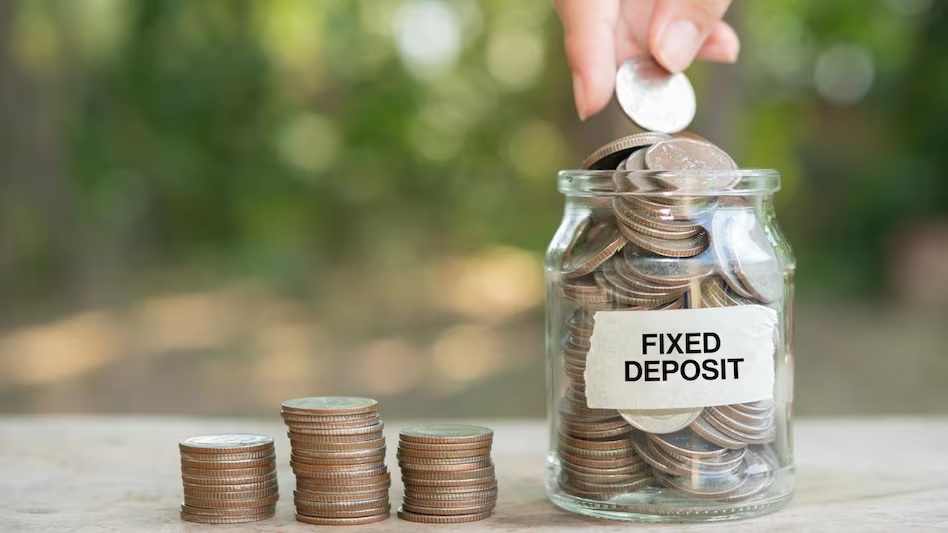 Bank FD: बैंक में एफडी कराने वालों को अब मिलेगा ज्यादा पैसा, आप भी हो जाएंगे खुश