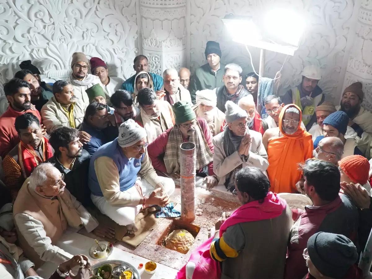 रामलला गर्भगृह में एक दिन भी नहीं रुकी पूजा