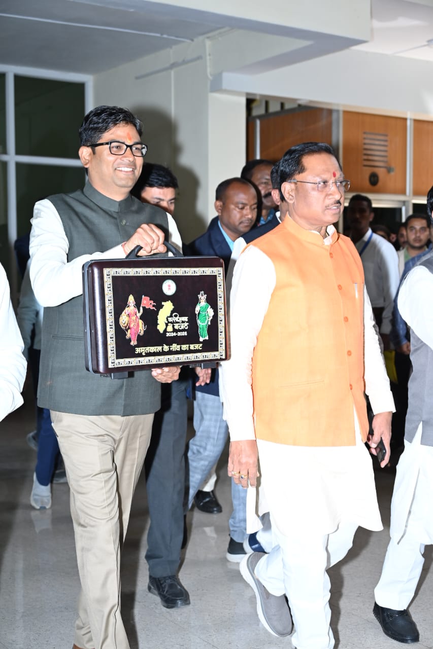 वित्तमंत्री ओपी चौधरी ने 10 लाख करोड़ का GDP करने का रखा लक्ष्य