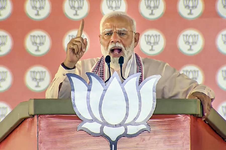 मोदी: भ्रष्टाचारियों की संपत्ति का एक्सरे करेंगे