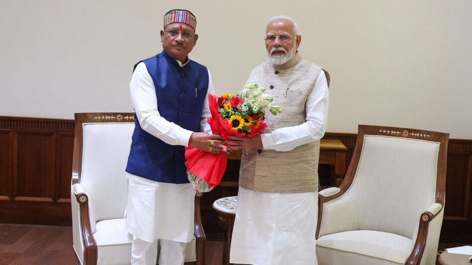 Chhattisgarh Cabinet: फिर चौंकाने की तैयारी में है BJP! तीन नेताओं को कैबिनेट में मिल सकती है जगह