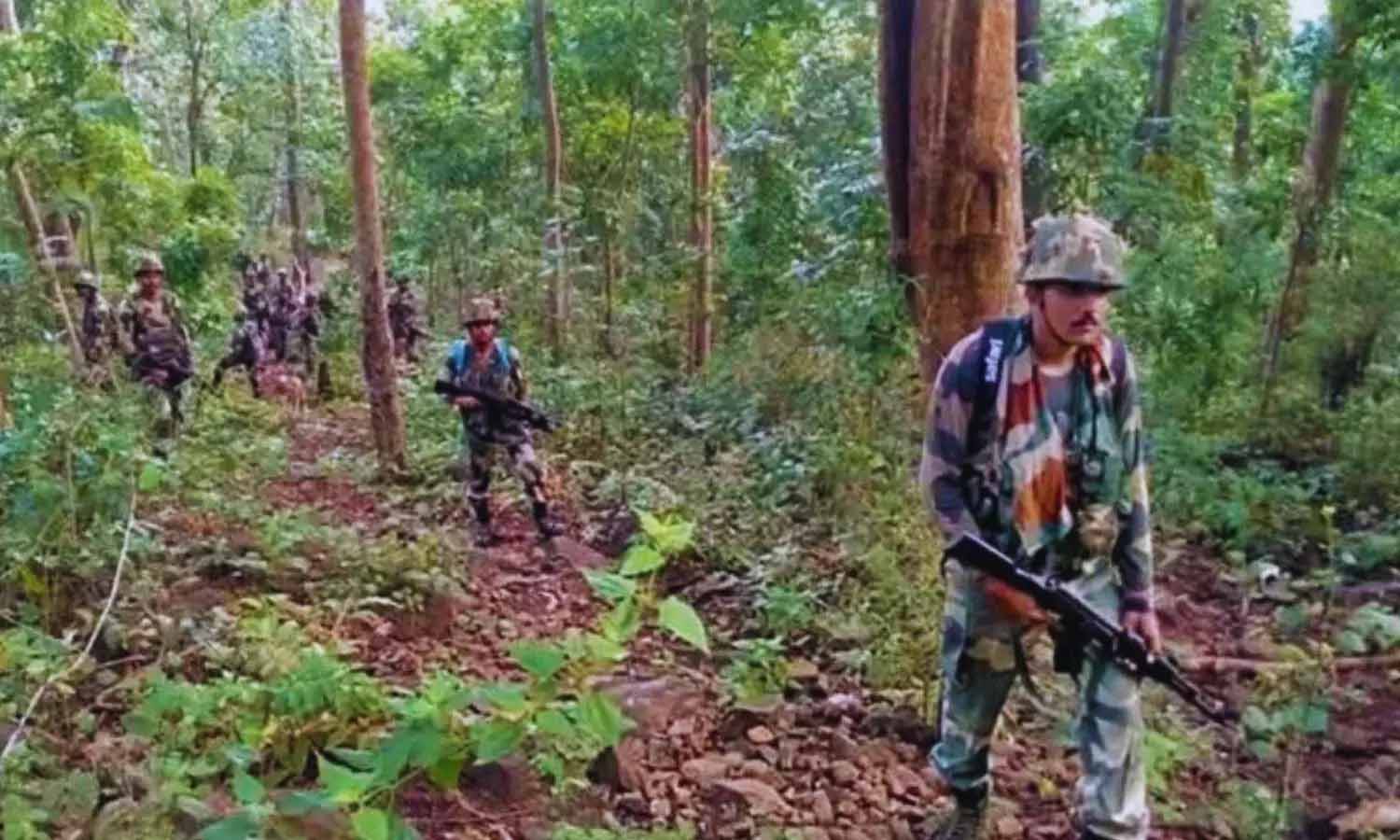 बीजापुर-तेलंगाना सीमा पर अब तक का सबसे बड़ा नक्सल ऑपरेशन: 42 नक्सली ढेर, 34 शव बरामद, हिड़मा और देवा फरार