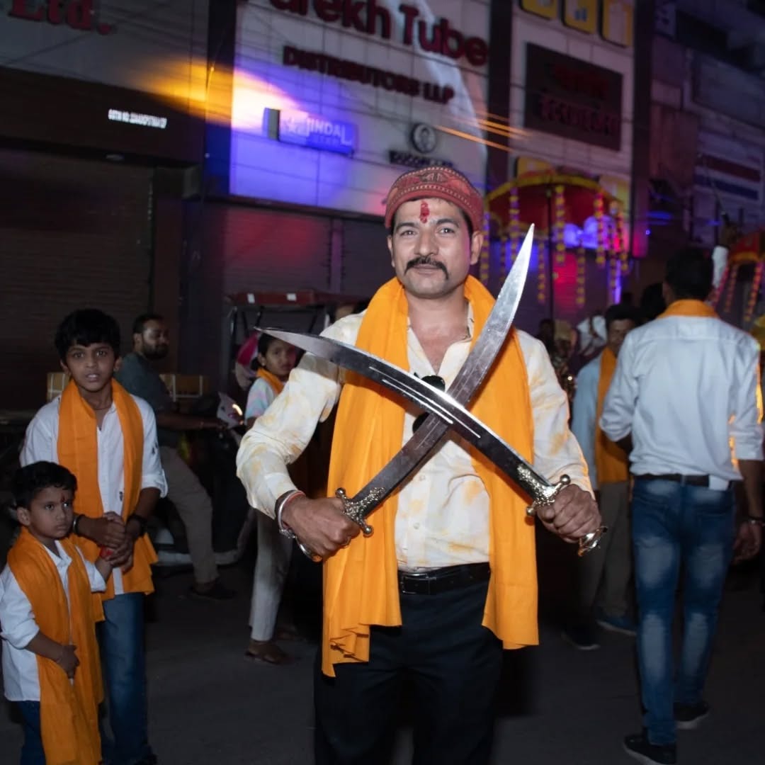 छत्तीसगढ़ के BJP नेता की शर्मनाक करतूत!, मां-बेटी को दी रेप करवा देने की धमकी, डंडे से फोड़ा सिर