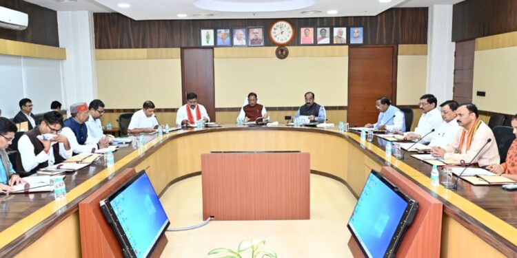 CG Cabinet : साय कैबिनेट की अहम बैठक खत्म, इन बड़े फैसलों पर लगी मुहर, 90 करोड़