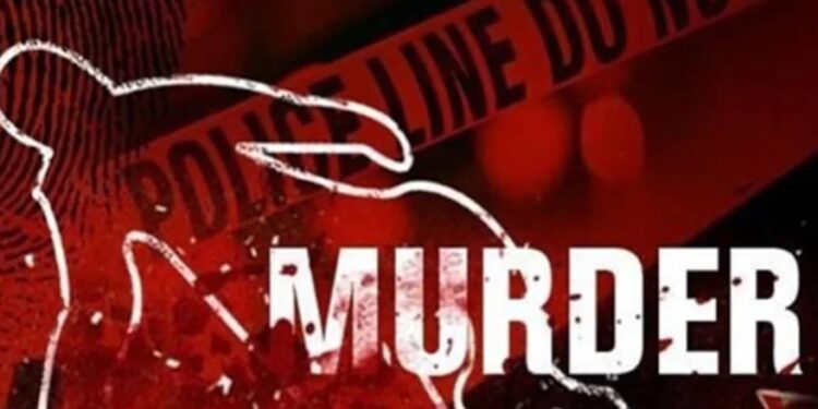पत्नी से अवैध संबंध के शक में अपने ही रिश्तेदार की बेरहमी से की हत्या