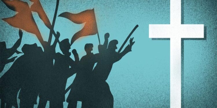 लालच देकर धर्मांतरण करा रहे पास्टर, 14 महिला सहित 25 गिरफ्तार