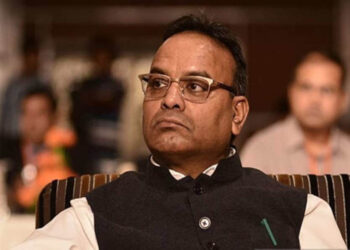 अजय चंद्राकर 15 विधायक तोड़कर ले आएं तो मुख्यमंत्री बना देंगे !