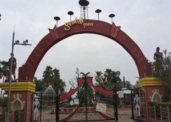 पुरखौती मुक्तांगन में 7 बैटरी वाहन 6 माह से खराब, 33 फांउटेन भी बंद