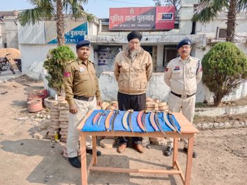 गुरुद्वारे के पास तलवार बेच रहा आरोपी गिरफ्तार