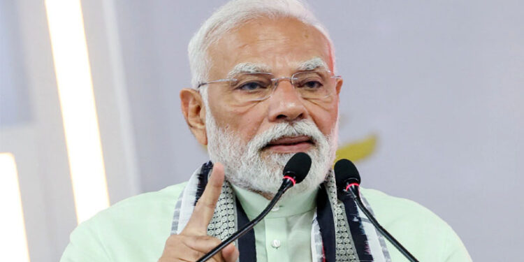 बंगाल को लूट रही तृणमूलः मोदी