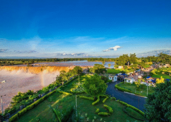 छत्तीसगढ़ में पर्यटन का ‘कॉर्पोरेट’ अवतार: बस्तर-सरगुजा के 20 टूरिस्ट स्पॉट पीपीपी मॉडल पर, निवेशकों को मिलेगी 55% तक सब्सिडी