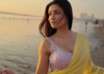 किसके साथ दिखी शेफाली बग्गा… गरमाया सोशल मीडिया