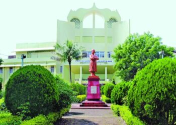 रविवि की नई पहल: अब छात्र बनेंगे उद्यमी, 5 इनोवेटिव आइडियाज को स्टार्टअप के लिए मिला प्लेटफॉर्म