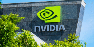 NVIDIA के ऐलान से रॉकेट बना ये भारतीय AI क्लाउड स्टॉक, 20% उछाल के साथ लगा अपर सर्किट, 1 महीने में 29% चढ़ा