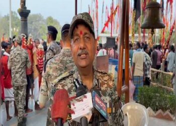 नक्सलवाद के खात्मे को लेकर दंतेवाड़ा में हाई लेवल बैठक, DGP बोले – सरेंडर ही नक्सलियों का आखिरी विकल्प