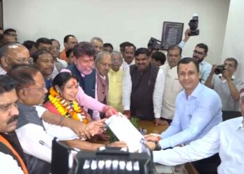 राज्यसभा चुनाव: लक्ष्मी वर्मा ने भरा नामांकन, CM विष्णु देव साय समेत कई बड़े नेता रहे मौजूद