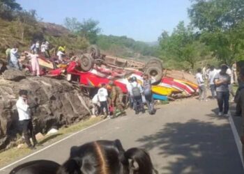 जम्मू-कश्मीर के उधमपुर में भीषण बस हादसा, 15 की मौत; बढ़ सकता है आंकड़ा
