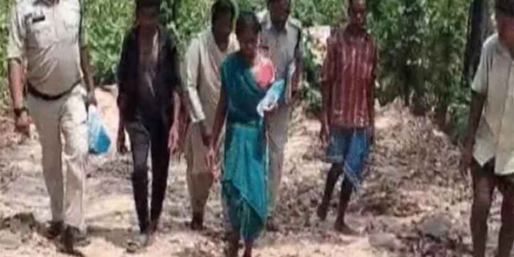 “मम्मी गोदी ले लो…”; मां ने ढाई साल के मासूम की पत्थर से कुचलकर की हत्या