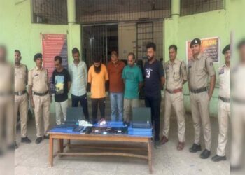 महासमुंद में पुलिस की बड़ी कार्रवाई, IPL सट्टेबाजी मामले में 6 आरोपी गिरफ्तार; 2.5 करोड़ का माल जब्त