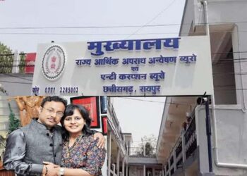 ACB/EOW की बड़ी कार्रवाई: निलंबित IAS समीर विश्नोई की संपत्तियां जब्त, पत्नी की 20 करोड़ की संपत्ति भी अटैच