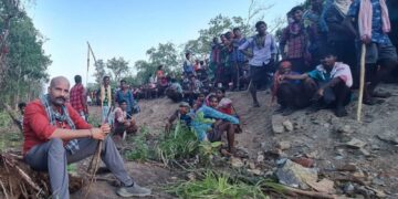 बस्तर : बंदूक, सच और पत्रकार