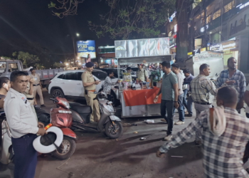 मरीन ड्राइव चौक अतिक्रमण मुक्त, निगम की बड़ी कार्रवाई-18 ठेले जब्त, 30 दुकानों से सामान हटाया