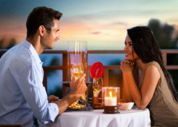 देश में 40 प्लस लोगों की डेटिंग एप पर बढ़ रही सक्रियता, महिलाएं भी पीछे नहीं…