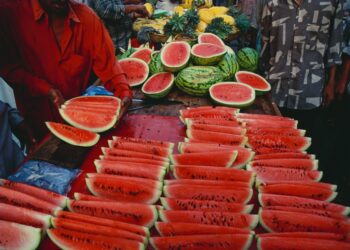 केमिकल से पका तरबूज कैसे पहचानें? ये 3 आसान तरीके करें ट्राई