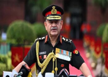 “पाकिस्तान भूगोल में रहेगा या इतिहास में…” सेना प्रमुख उपेंद्र द्विवेदी की सख्त टिप्पणी