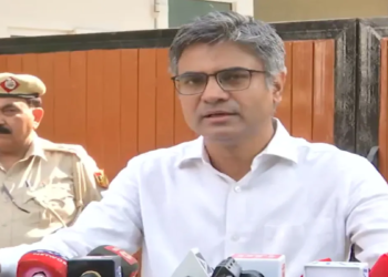 ‘सिद्धांतों और नेकी के साथ किया काम…’ अपने ऊपर हुईं FIR और AAP से क्यों हुए अलग? खुलकर सामने आए संदीप पाठक