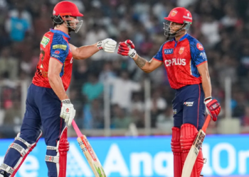 6, 6, 4, 4, 6: पंजाब के 23 साल के खिलाड़ी ने बल्ले से मचाई तबाही, महज 29 गेंदों पर ठोक दिए इतने रन