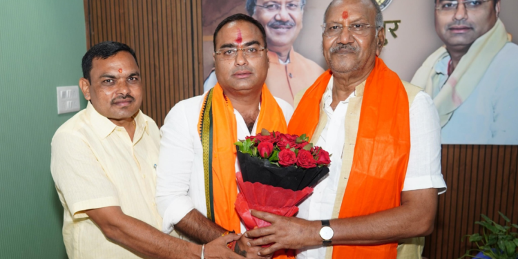 निगम में भाजपा के भीतर घमासान, ज़ोन अध्यक्ष सचिन मेघानी को हटाने की मांग