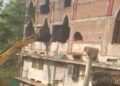 सामुदायिक भवन के नाम पर बन रहा था चर्च, प्रशासन ने चलाया बुलडोजर; पुलिस बल तैनात