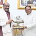 लोकसभा अध्यक्ष ओम बिरला ने मुख्यमंत्री विष्णु देव साय से की सौजन्य भेंट