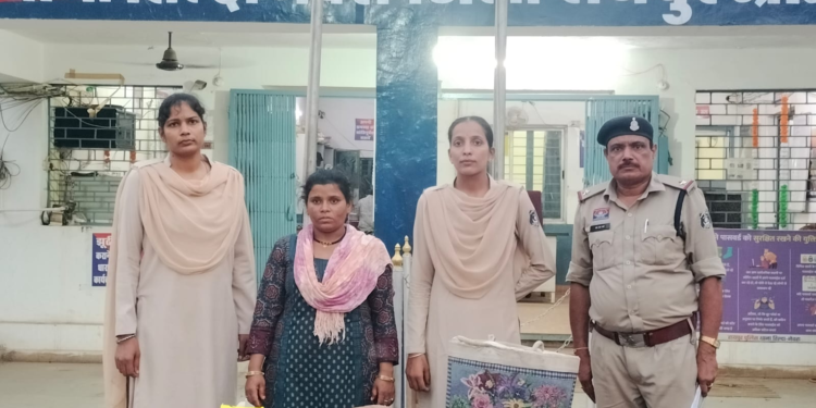 ऑपरेशन निश्चय के तहत तिल्दा पुलिस की कार्रवाई, गांजा, इलेक्ट्रॉनिक तराजू और कई सामग्री सहित 1.73 लाख रुपये की जब्ती