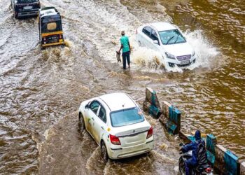 मानसून का रौद्र रूप, रायगढ़ में 13 सेमी बारिश, रायपुर समेत 24 जिलों में ऑरेंज अलर्ट