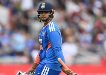 IND vs ENG : वैभव सूर्यवंशी ने T20I करियर की पहली पारी में कितने छक्के लगाए और कैसे हुए आउट? VIDEO