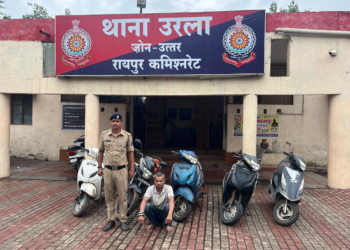 दोपहिया वाहन चोरी के पांच मामलों का खुलासा, शातिर चोर अभय दुबे गिरफ्तार