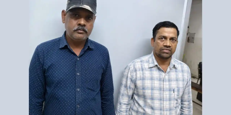 सर्पदंश मुआवजा घोटाले की जांच तेज, दो पुलिसकर्मी गिरफ्तार, 19 पर कसा शिकंजा