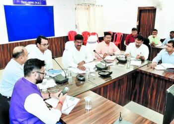 सीएम हेल्पलाइन शिकायतों का निपटारा नहीं, पीएचई को नोटिस