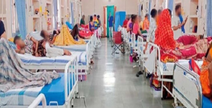 मानसून में बढ़ा मौसमी बीमारियों का प्रकोप, रायपुर के अस्पतालों में वायरल संक्रमण के मरीजों की भीड़