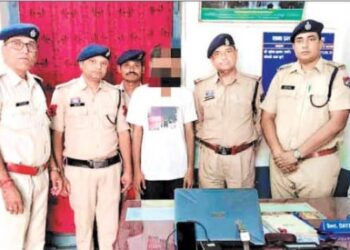 Dongargarh RPF News: टाटा-इतवारी एक्सप्रेस के एसी कोच में डेढ़ लाख की चोरी का खुलासा, हिस्ट्रीशीटर आरोपी रायपुर से गिरफ्तार