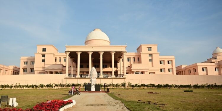 आज से छत्तीसगढ़ विधानसभा का मानसून सत्र, 17 जुलाई तक होंगी 5 बैठकें; पहले दिन से हंगामे के आसार