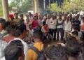 इस्पात फैक्ट्री में करंट लगने से कर्मचारी घायल, कंपनी प्रबंधन के खिलाफ FIR दर्ज