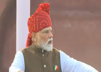 लालकिले से PM मोदी का नक्सलवाद पर बड़ा बयान, बोले- हथियारी नक्सली गए, अब दिमागी नक्सली मौके की तलाश में