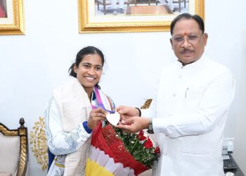 कॉमनवेल्थ रजत पदक विजेता ज्ञानेश्वरी यादव को 30 लाख की प्रोत्साहन राशि, आउट ऑफ टर्न डीएसपी पदोन्नति का ऐलान