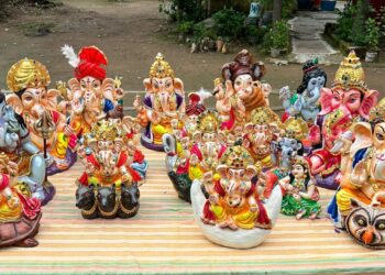 आस्था के साथ पर्यावरण संरक्षण का संदेश दे रही केंद्रीय जेल रायपुर में बंदियों ने मिट्टी से तैयार की 500 पर्यावरण-अनुकूल गणेश प्रतिमाएं